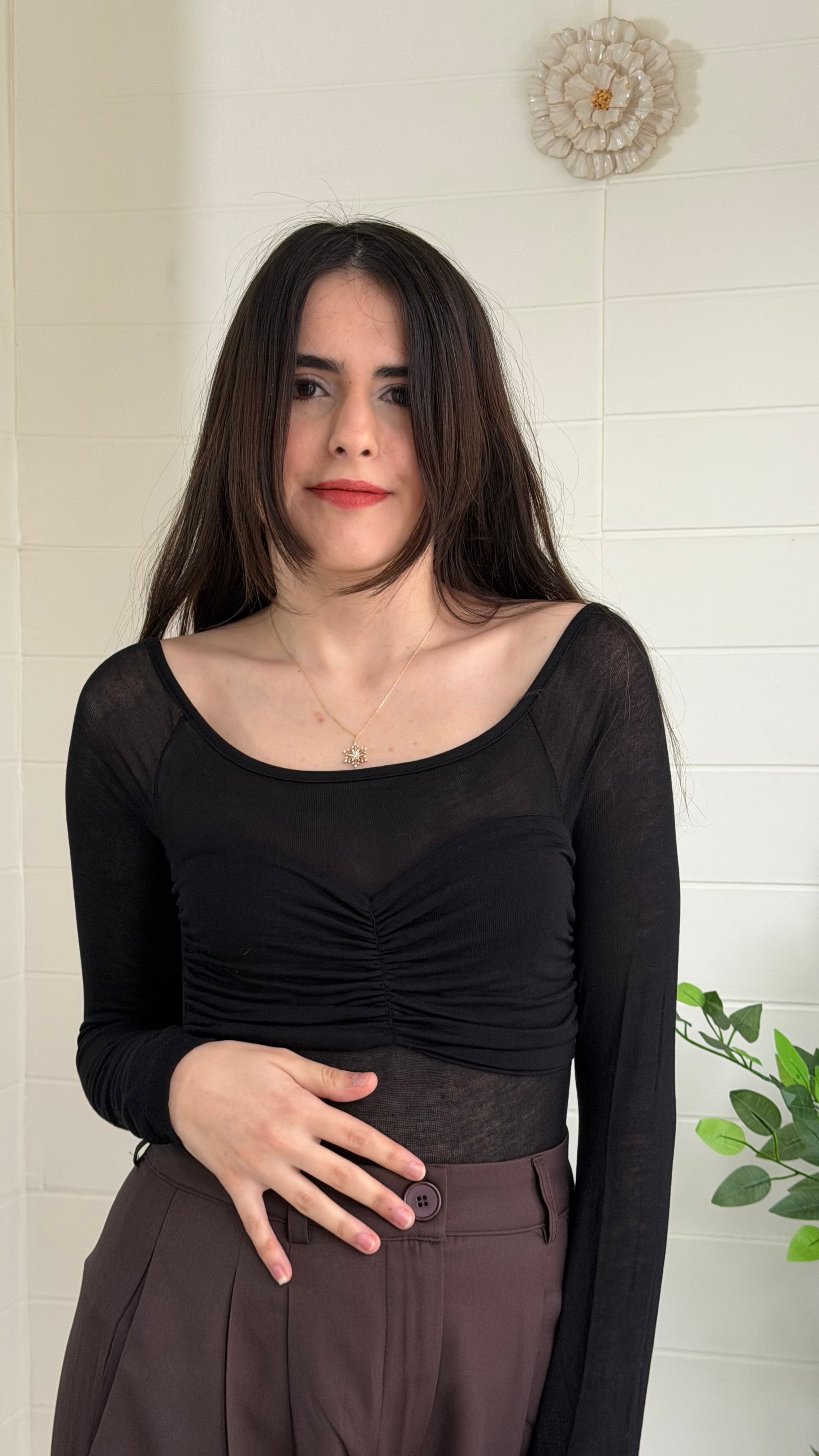 Göğsü Sütyen Transparan Bluz