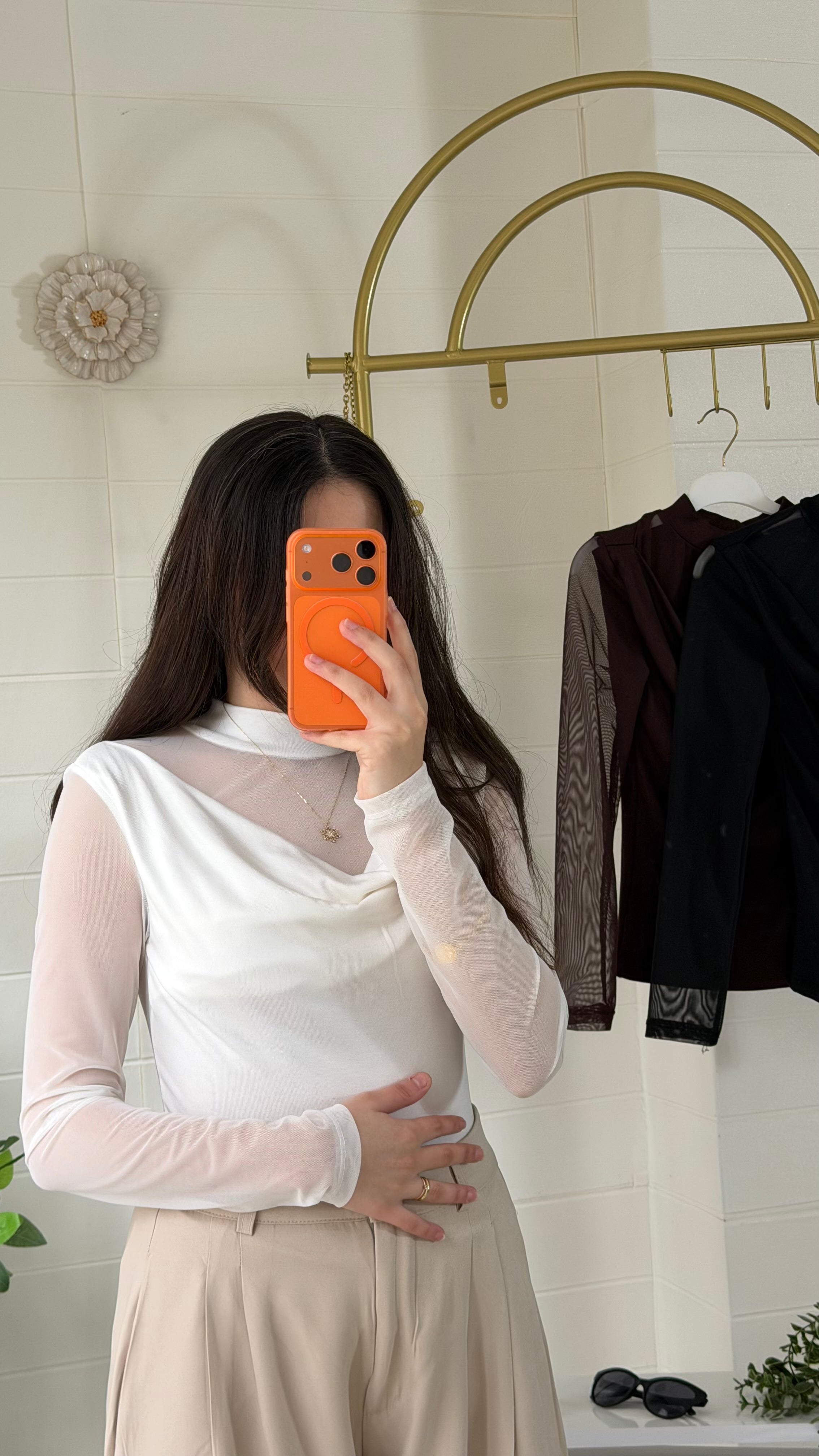 Tül Garnili Degaje Yaka Bluz