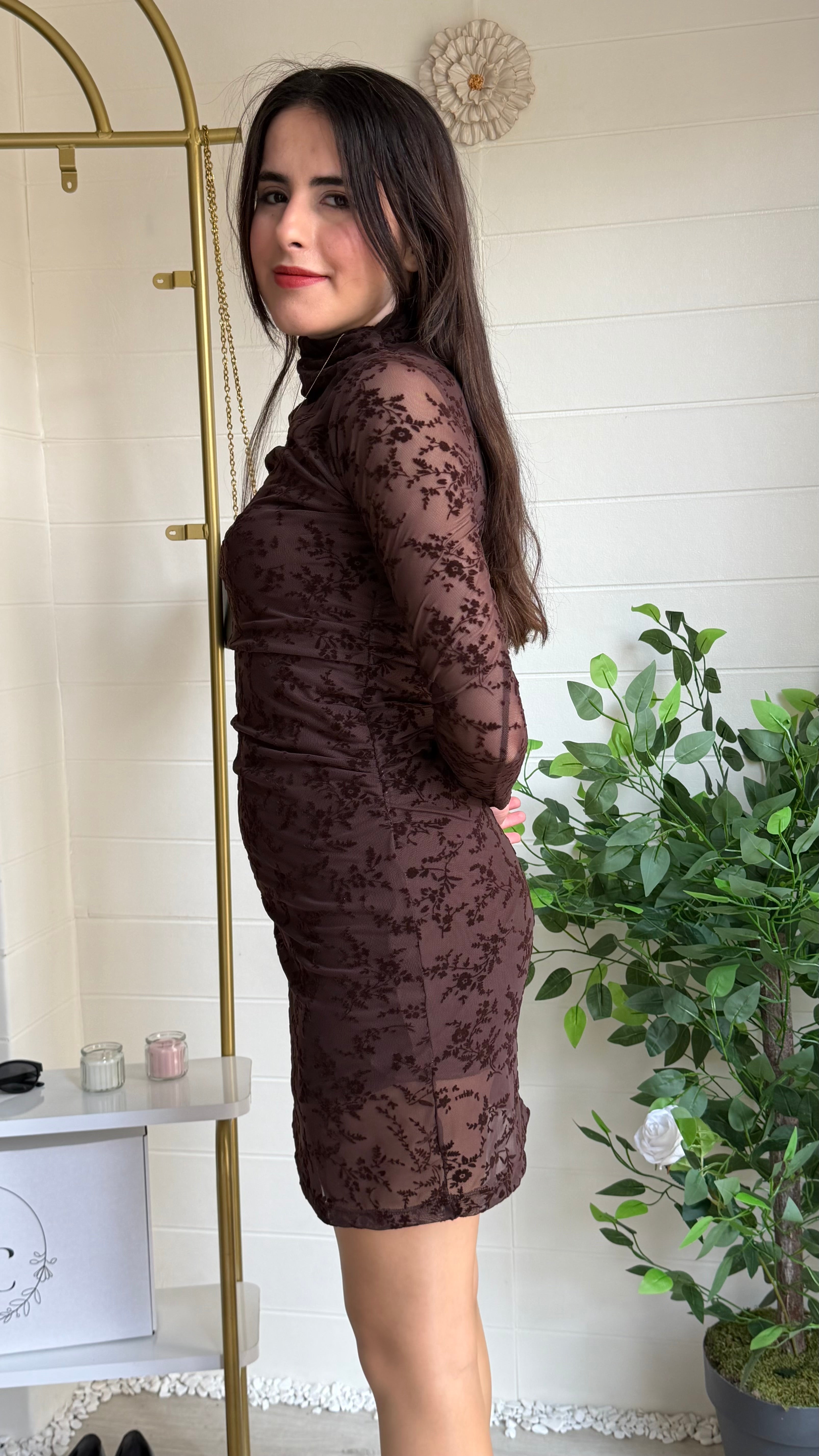 Çiçekli Mini Flok Baskı Elbise