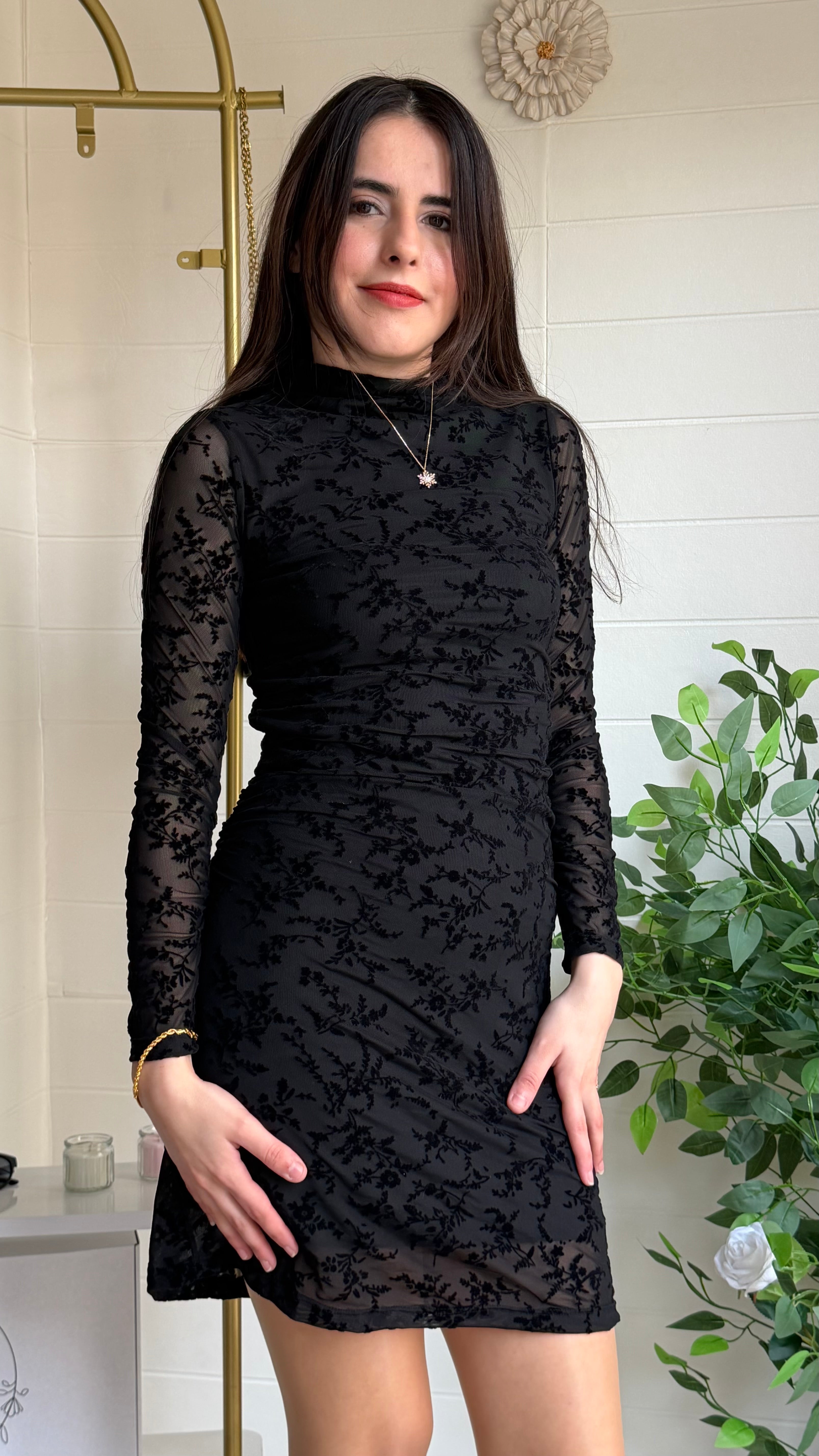 Çiçekli Mini Flok Baskı Elbise