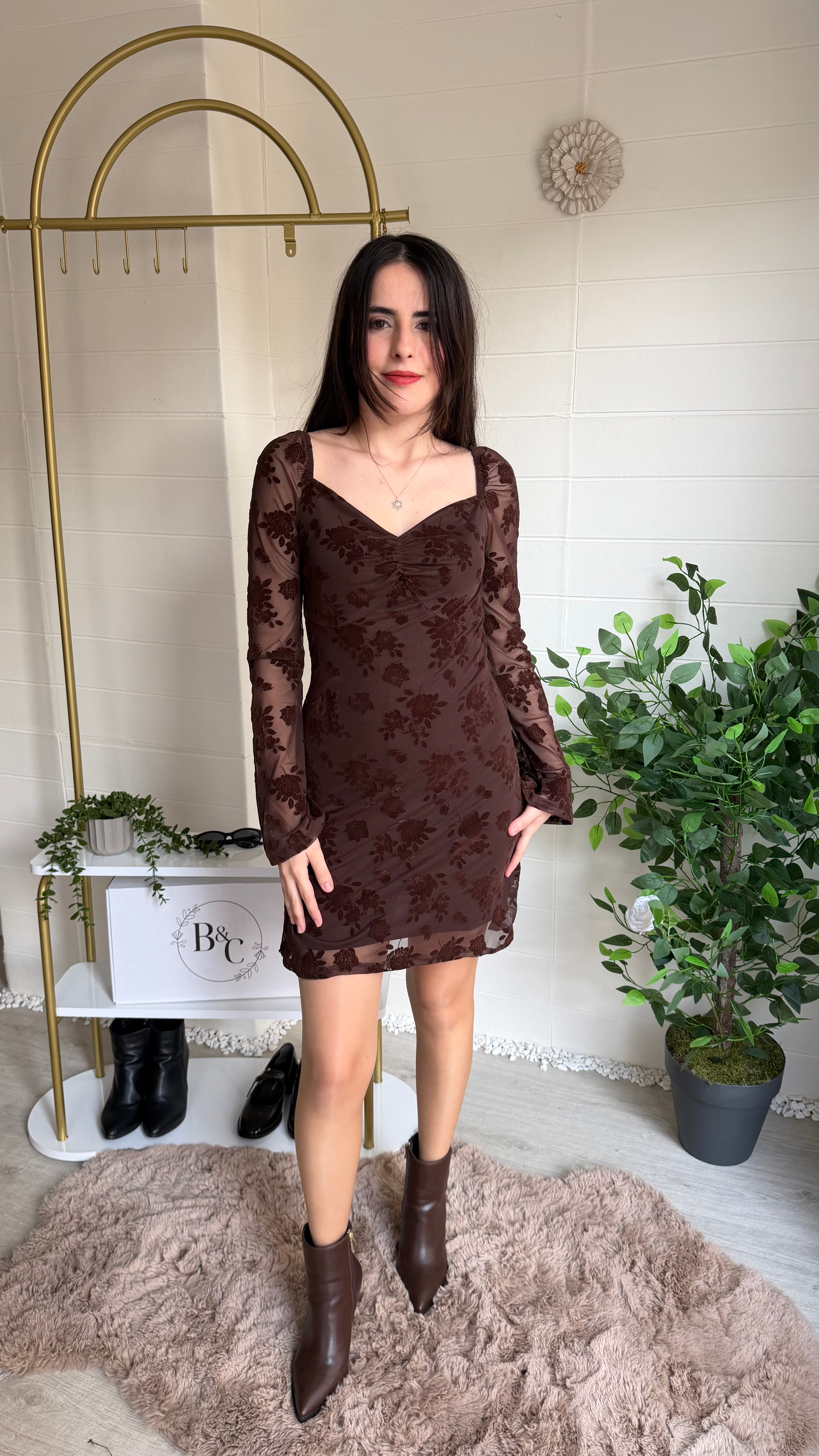 Tül Flok Göğsü Büzgülü Kısa Elbise