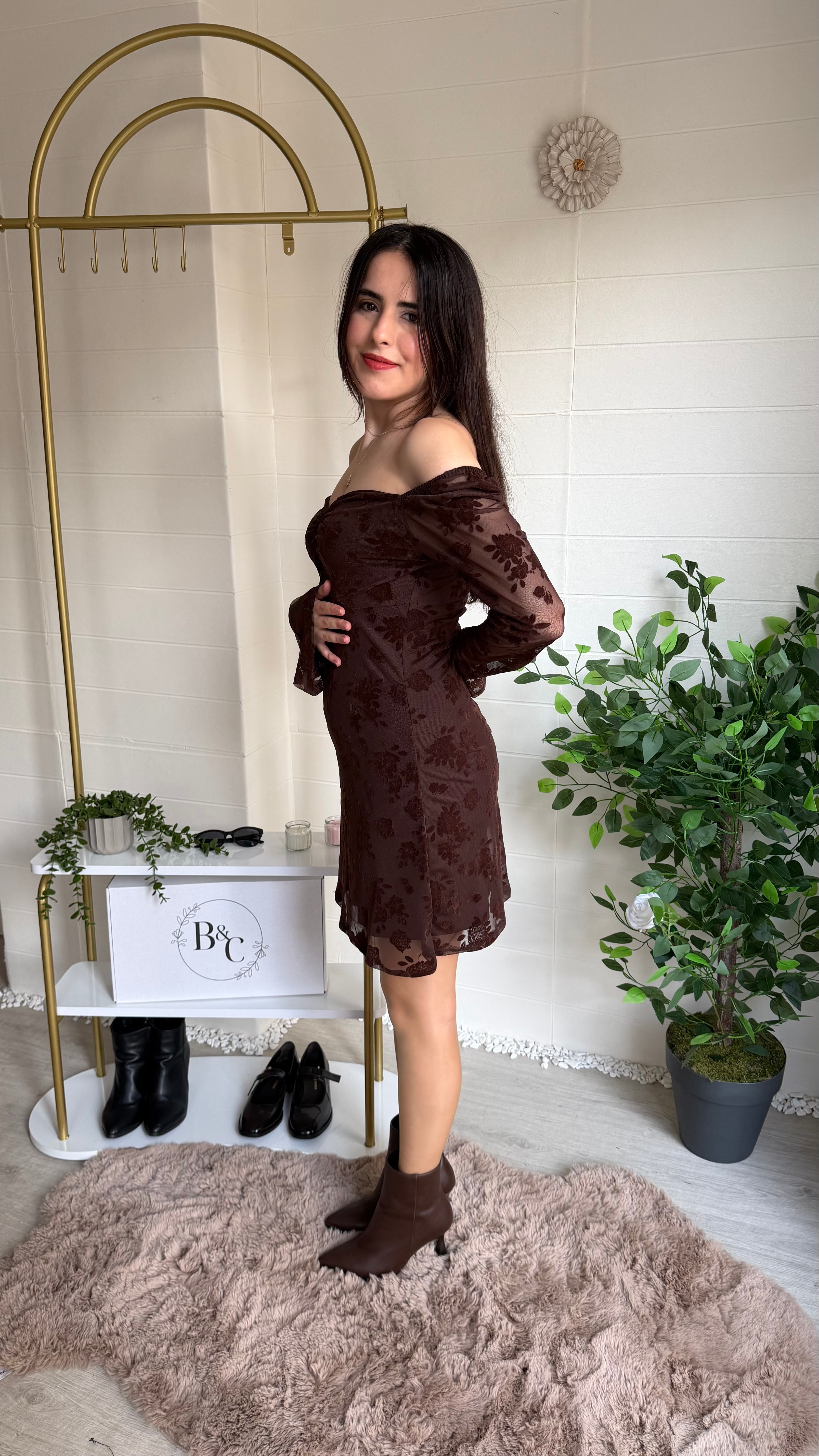 Tül Flok Göğsü Büzgülü Kısa Elbise