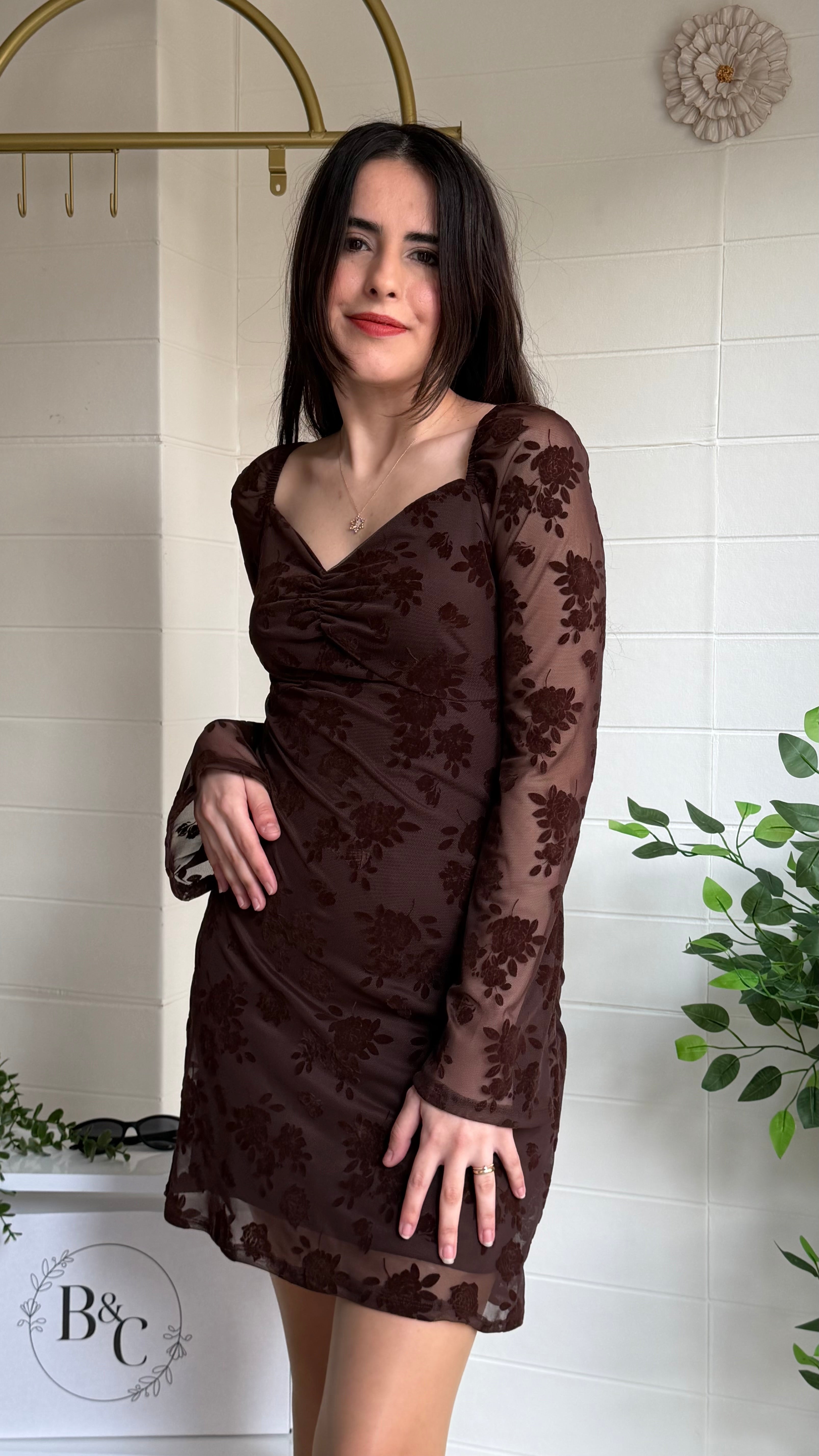 Tül Flok Göğsü Büzgülü Kısa Elbise