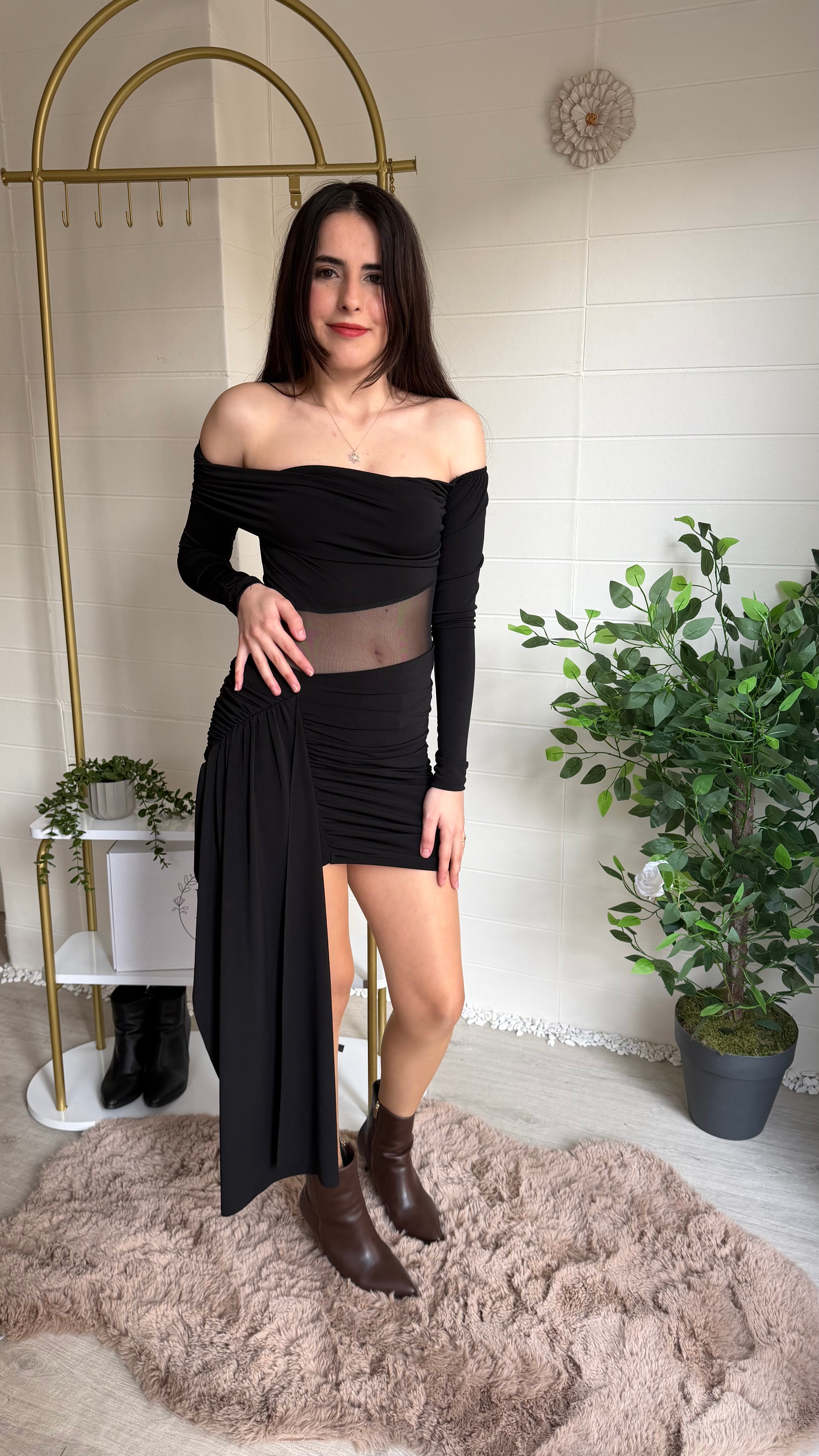 Bel Detay Madonna Takım