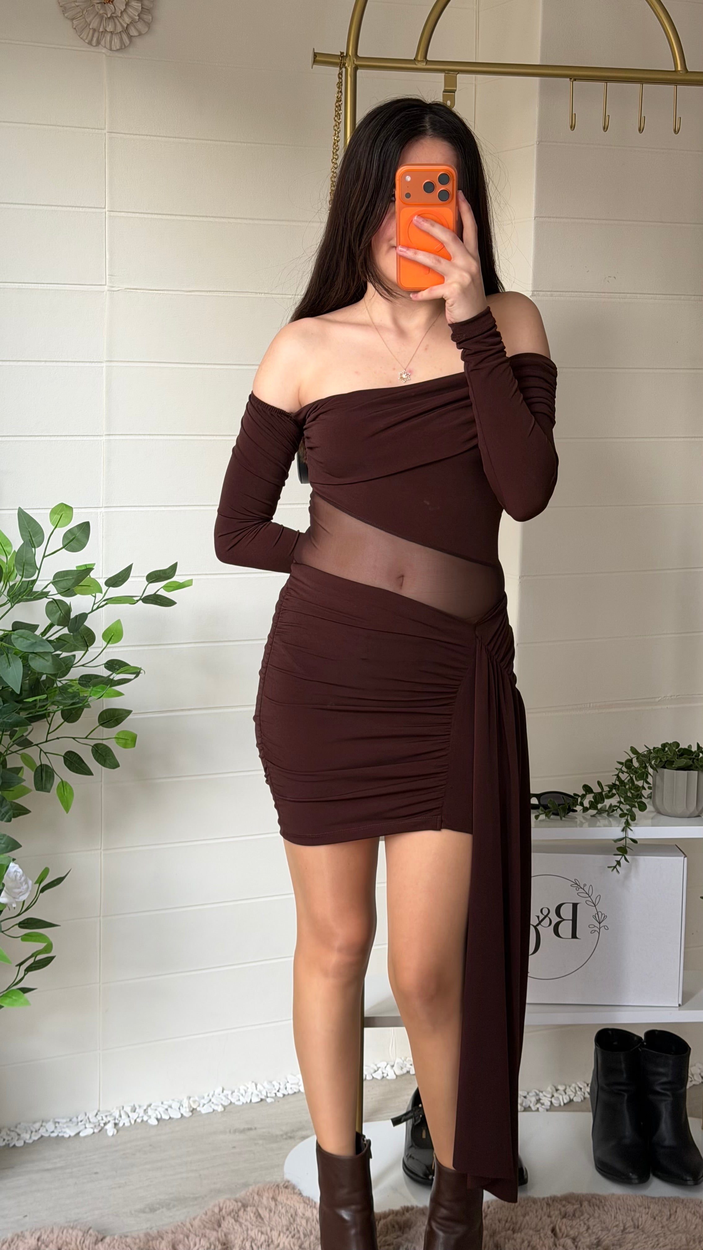 Bel Detay Madonna Takım