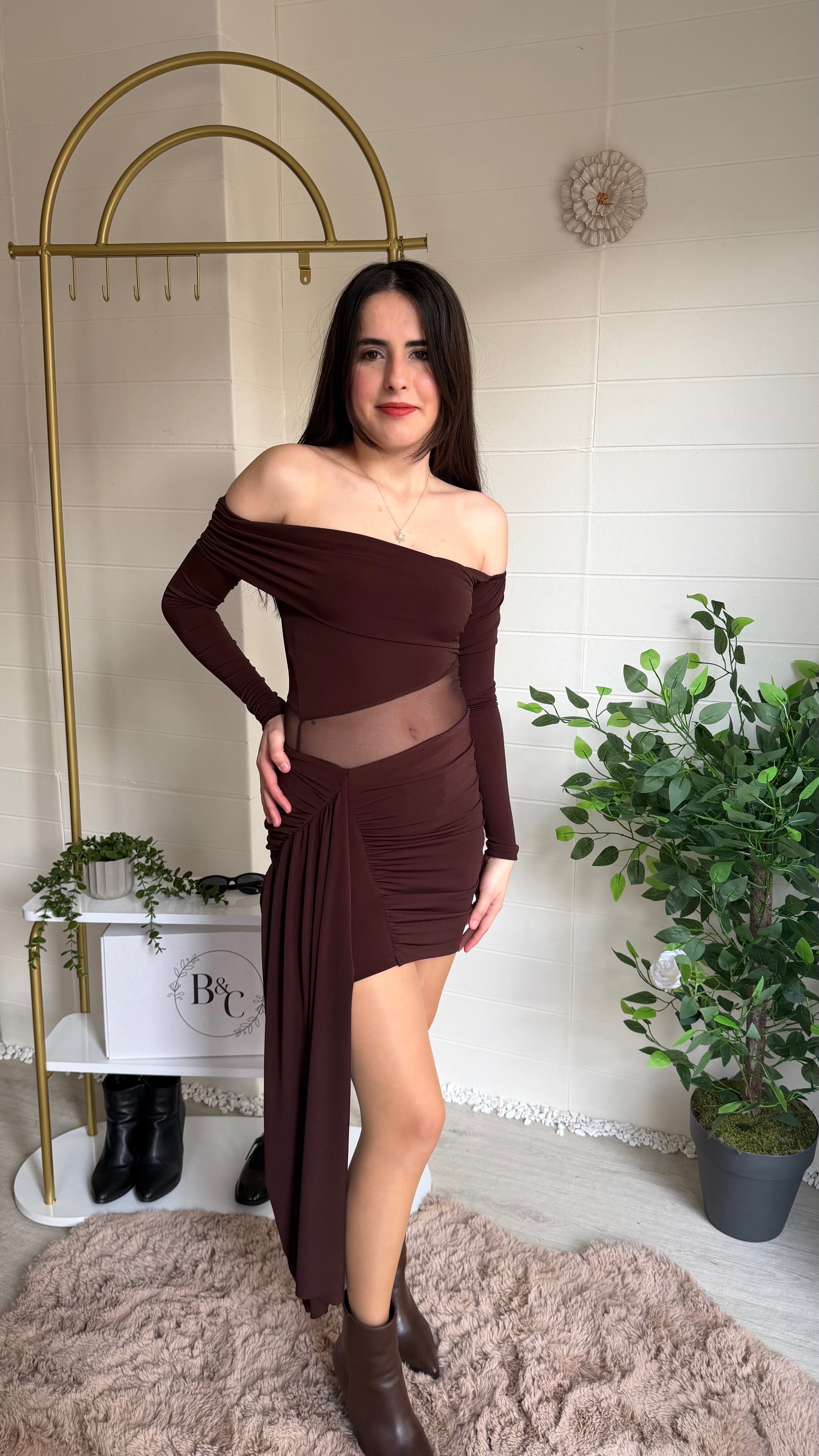 Bel Detay Madonna Takım