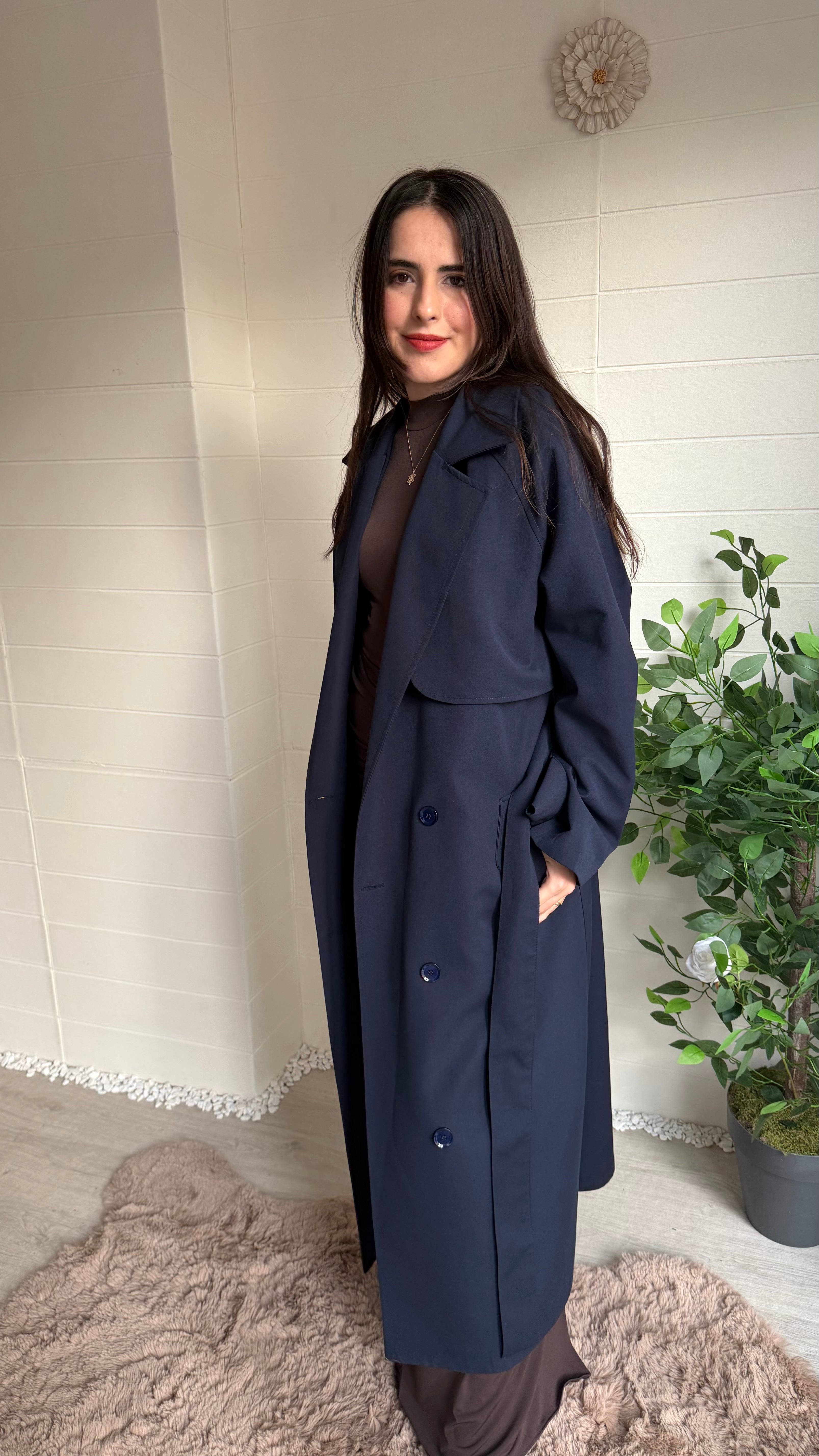 Uzun Düğmeli Sırtı Pelerin Trençkot